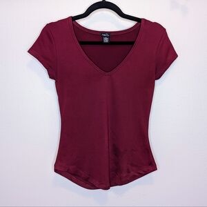 XS Maroon Rue 21 V-Neck Top 